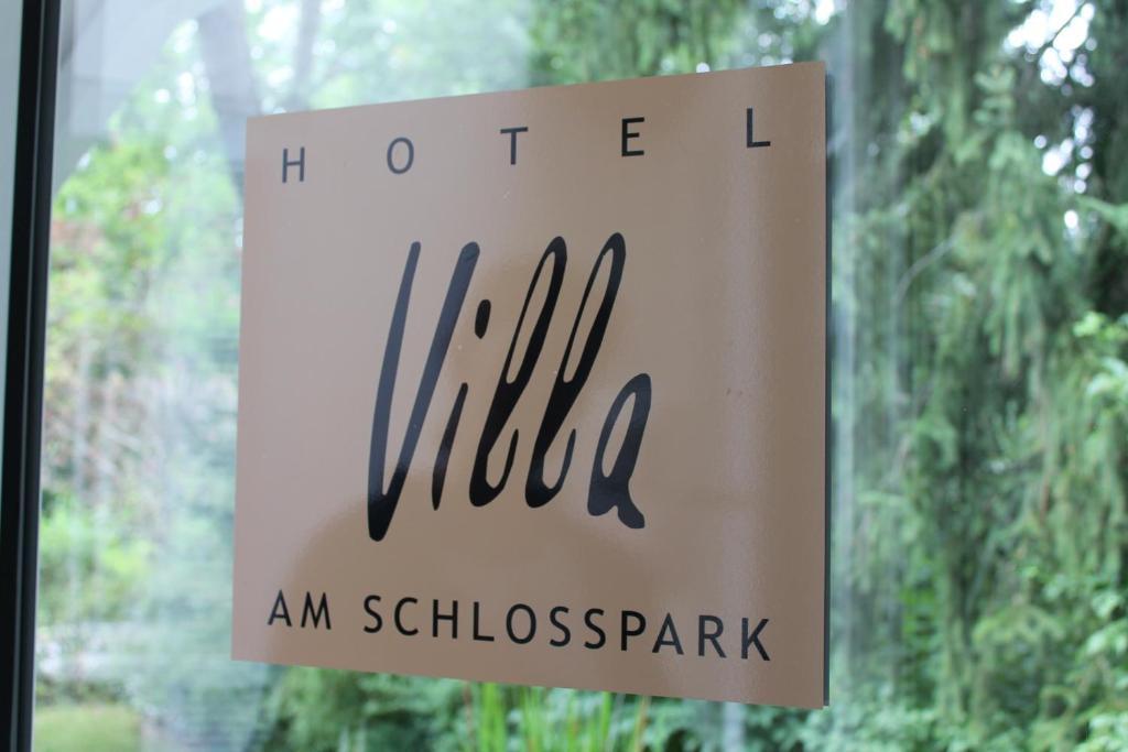 Villa Am Schlosspark Munich Exterior photo